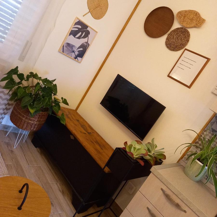 Casa Fiorita 22 Porto Ceresio Lejlighed Eksteriør billede